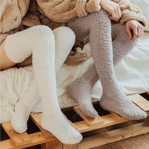 TEDDY Over The Knee Socks Set - Picture 1 of 4